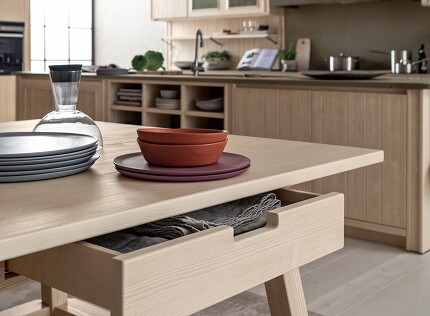 Der unvergleichliche Charme von echten Massivholzküchen ... Der unvergleichliche Charme von echten Massivholzküchen ...